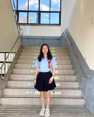 提供高中生物服務的專家Lynn