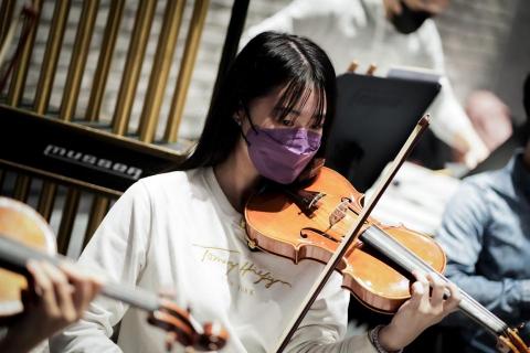 陳奕妘 Abbie ｜小提琴教學 - 台北愛樂交響樂團彩排