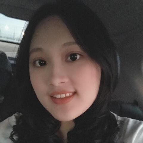 提供行政保全ptt服務的專家Rosalind