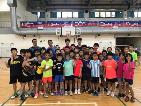 馬紹寧 - 龍山國小羽球校隊寒假訓練