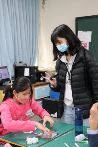 Tiffany Hu - 服務學習教學照 Tiffany Hu - 服務學習教學照