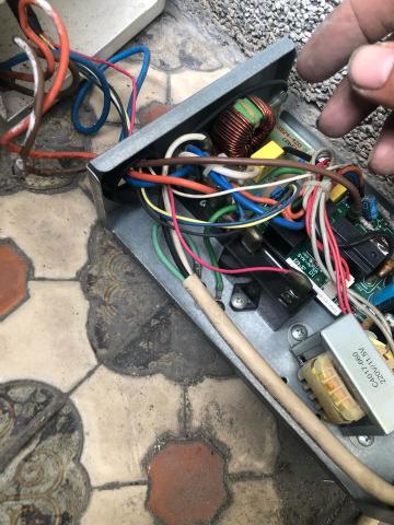 石頭冷氣家電工作室 - 