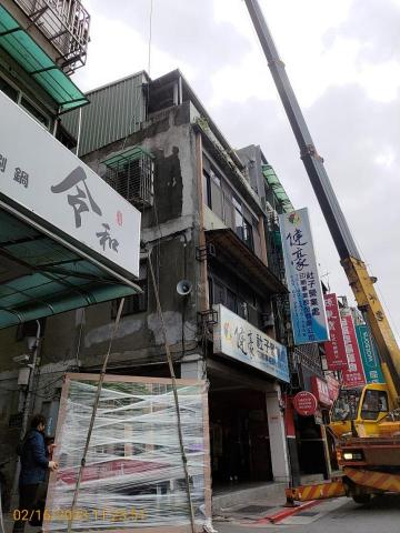 禾竣工程 - 頂樓玻璃安裝 禾竣工程 - 頂樓玻璃安裝