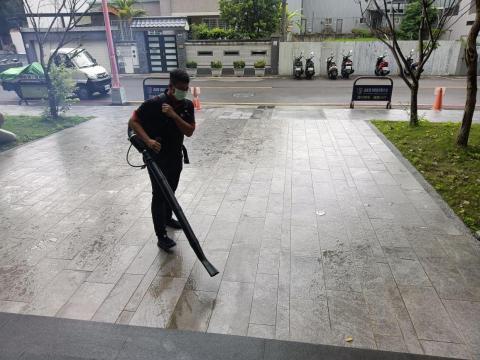連天環保科技有限公司 - 社區吹葉機施工工程