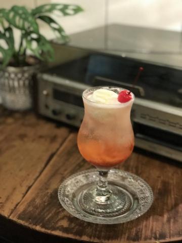 所澤日本語咖啡 - 任選一杯飲料（圖為草莓冰淇淋蘇打）