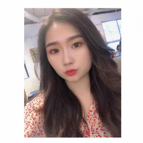 提供adsense賺錢服務的專家華婕雯