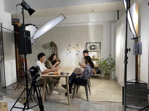 周禹方 - 政府宣傳影片，負責攝影&燈光