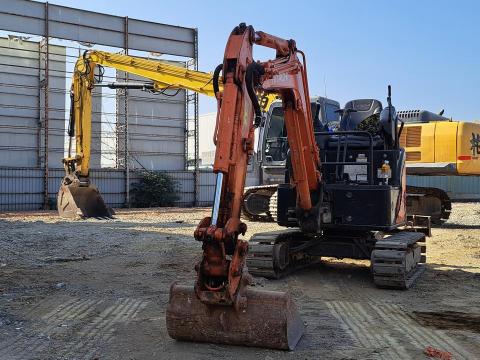 蕭森風 - 怪手出租