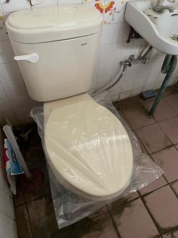 鄭松育 - 馬桶安裝