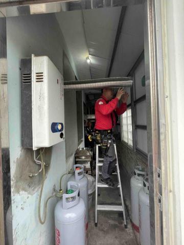 提供裝修公司黃服務的專家黃師傳