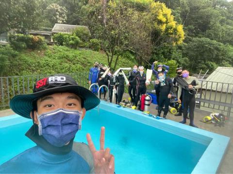 小豪 游泳教學 水肺潛水 - 