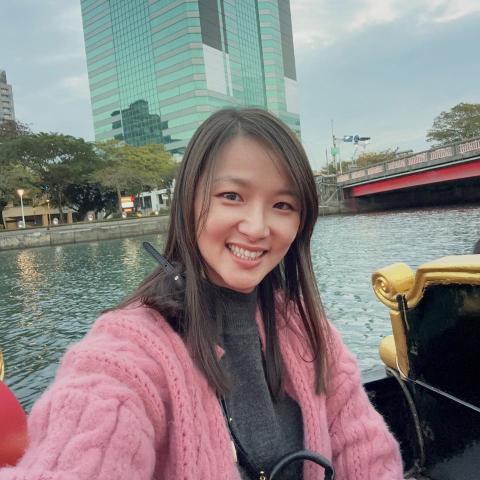 提供兒童美語教學方法服務的專家yi ching Lin