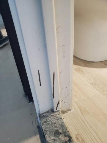 永旭清潔社 - 裝潢施工後水泥髒汙