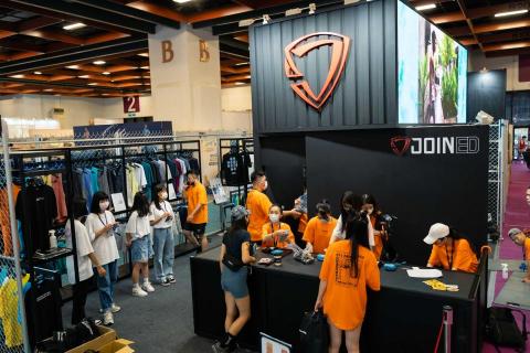 白茶 - 展覽現場圖