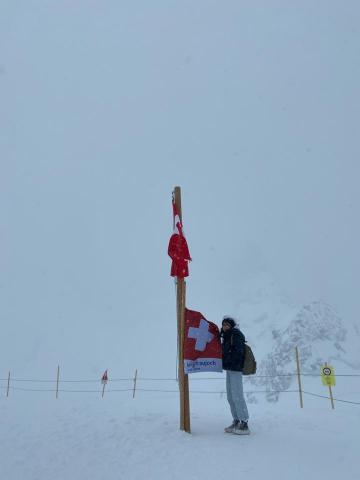 張于庭 - 於瑞士少女峰頂