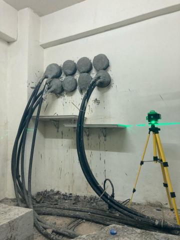 磊砢晶瑩工程 - 做接水盤也不能忘記確定水平哦! 磊砢晶瑩工程 - 做接水盤也不能忘記確定水平哦!