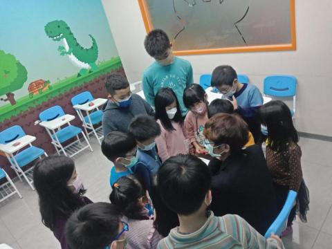 張博淳 - 魔術課