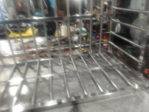 力登不銹鋼工程.門窗欄杆.採光照.鐵皮屋和捲門等 - 不銹鋼錢門窗訂作施工.安裝