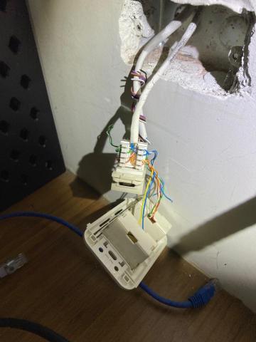 金容資訊系統整合 - 家中都網路插座有問題?
到府網路健診排查服務! 金容資訊系統整合 - 家中都網路插座有問題?
到府網路健診排查服務!