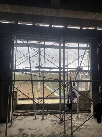 金金 - 爆模打石，拉皮