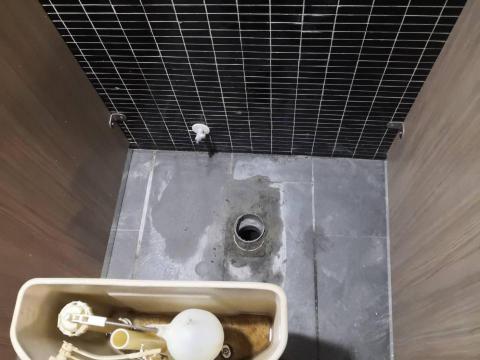 魏國峯 - 馬桶拆除查漏水