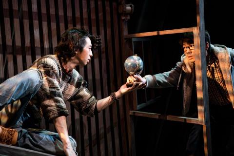 林効賢 - 《屋根裏》舞台劇
劇照攝影