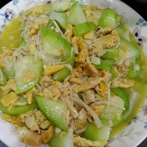 Elaine Tai - 金針菇蛋絲瓜