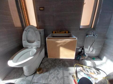 郝家在 - 衛浴設備安裝