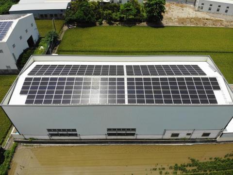 昕陽/領航太陽能發電 周特助 - 彰化特定工廠屋頂型太陽能光電系統