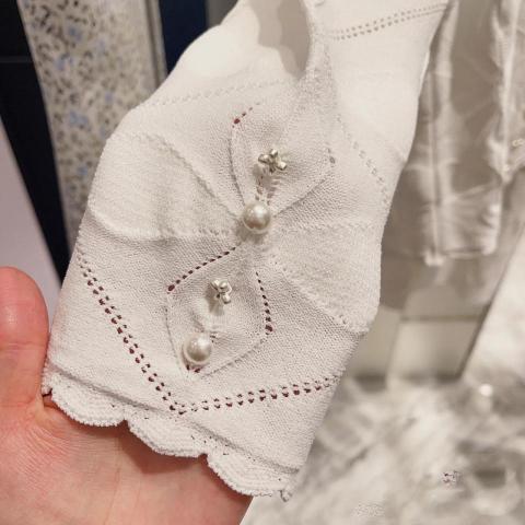 毛衣 - 可以配珠縫製