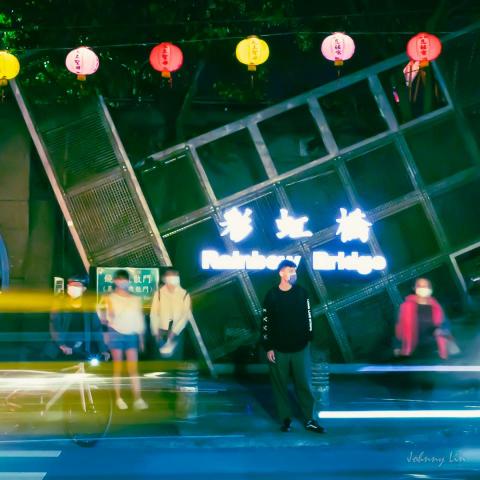 Johnny - PM 21:00
晚上的饒河
排隊等待的胡椒餅
車來人往的街道
都為今晚增添點熱鬧
---------------------
Photo: Johnny Lin
Device: Nikon Z6II + 24-70 f/4
Place: 饒河夜市
---------------------