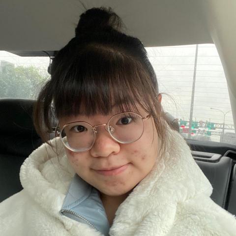 提供小學老師服務的專家古孟臻