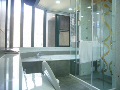 家展實業有限公司 - 仁愛路案-主臥房盥洗室 家展實業有限公司 - 仁愛路案-主臥房盥洗室