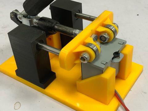 馬沙魯3D列印雷雕切工作室 - 除濕機啟動電容鈑金卯合治具