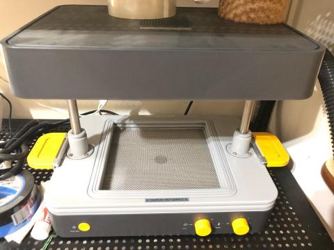 馬沙魯3D列印雷雕切工作室 - 真空成型機