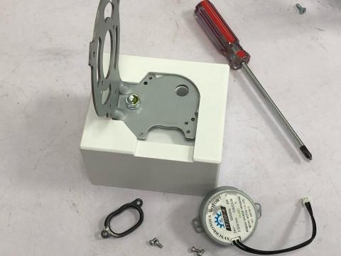 馬沙魯3D列印雷雕切工作室 - 擺頭馬達、護線環治具