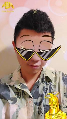 恆有創藝有限公司 -  社群濾鏡，土豪蕉NFT，『Baller Bananas NFT』
Baller Bananas NFT 土豪蕉AR濾鏡！濾鏡可以用點頭及碰觸螢幕的方式來改變眼鏡造型，更可以張開嘴巴，享受金錢滿天飛的快感！快來呼朋引伴一起享受土豪生活！