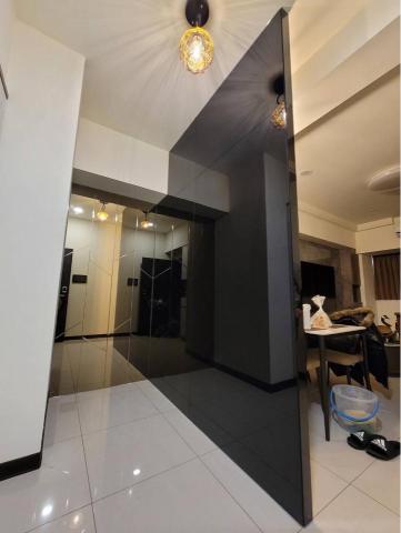 林卓儒 - 烤漆玻璃及茶玻