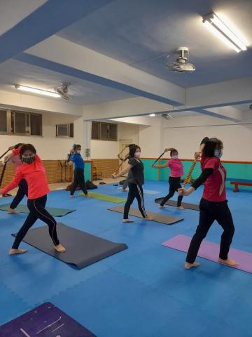 心夏(新能量瑜伽) - 輪棒瑜伽