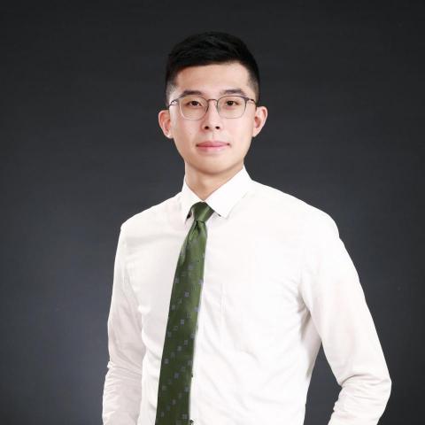 提供tommy包包服務的專家Tommy Chen