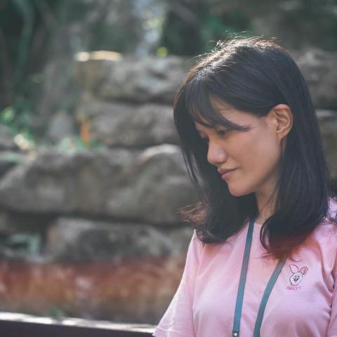 提供Shopify Wix Shopline架站服務的專家陳怡佳