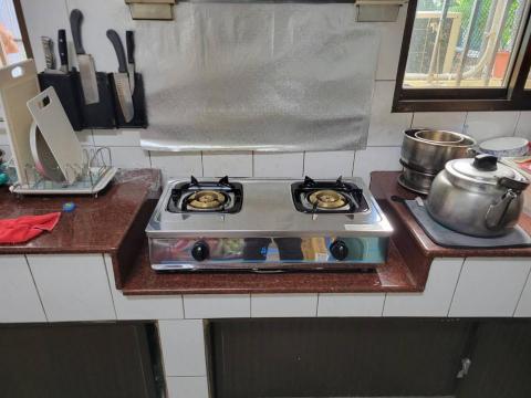 家隆廚具行 楊先生 - 