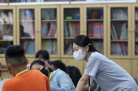 王婷玫 - 國小服務隊