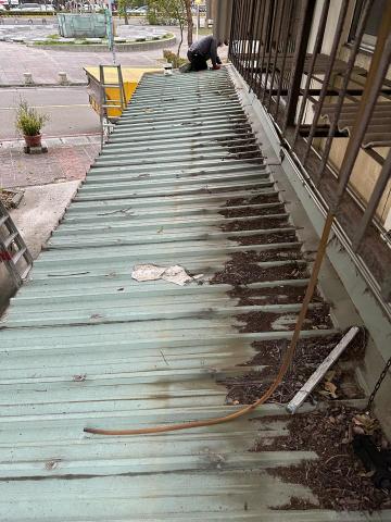 德欣鋁門窗金屬工程行 - 