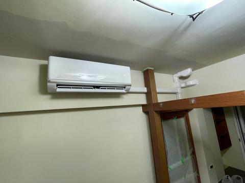 特鑫空調工程行 - 美的 室內機 搭配管槽施工 特鑫空調工程行 - 美的 室內機 搭配管槽施工