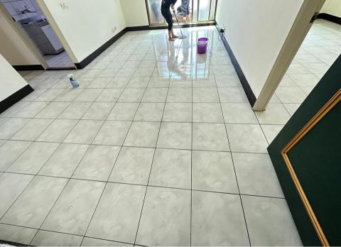 小樹點清潔 - 清潔中