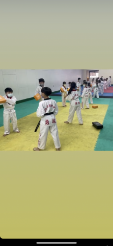 陳煜衡 - 台中市中正國小跆拳道社團