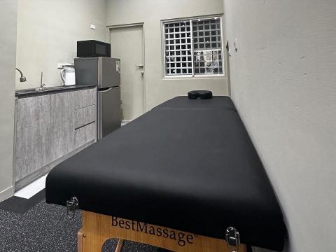 悠森訓練 兔兔 - 悠森訓練工作室(台中市南區德富路96巷8號)