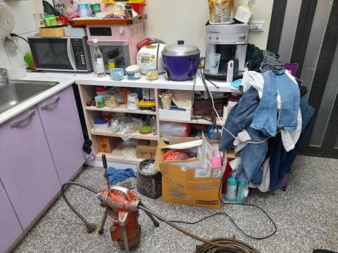 一流環保工程行 - 一般住家廚房水管阻塞清潔