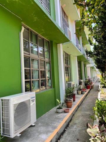 歐陽先生 - 學校教室